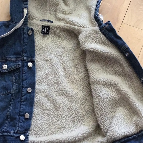 GAP Denim Sherpa Hooded Jacker - Picture 7 of 13